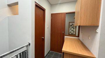 Gambar 4 Dijual Rumah 3 Lantai dekat TB Simatupang Minimalis Cozy (IR)