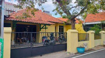 Gambar 3 Rumah Mewah Piggir Jalan Medoho Semarang