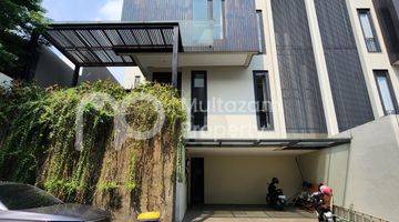 Gambar 1 DIJUAL 
TOWN HOUSE 
MEWAH AREA CILANDAK
DEKET MALL CITOS
