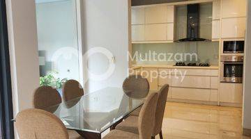 Gambar 3 DIJUAL 
TOWN HOUSE 
MEWAH AREA CILANDAK
DEKET MALL CITOS
