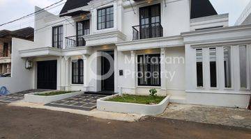 Gambar 2 For Sale
Brand New kemang 
jakarta selatan siap huni
American Classic Furnished