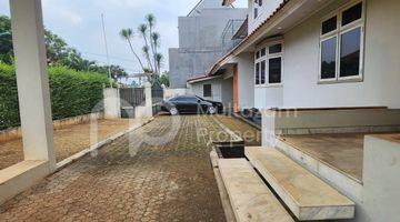 Gambar 2 Dijual 
MURAH
Rumah lebak bulus 
Jakarta selatan