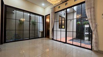 Gambar 1 BU Rumah Cantik Semi Furnished Dekat Condet Jakarta Timur Rumah