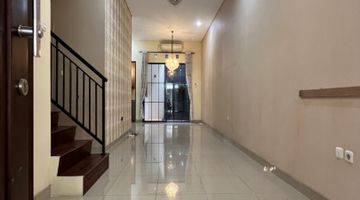 Gambar 3 BU Rumah Cantik Semi Furnished Dekat Condet Jakarta Timur Rumah