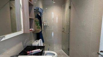 Gambar 4 Dijual Cepat Nego Rumah The Riviera 8x15m, Semi Furnished