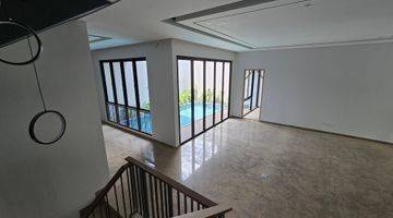 Gambar 3 Rumah Mewah Sentul City Kolam Renang Lift SHM