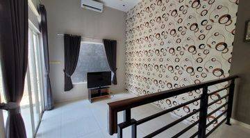 Gambar 5 DiJual Rumah 2 Lantai Full Furnished, Bagus di BSB