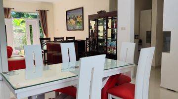 Gambar 3 Rumah 2 Lantai furnished Bagus Siaph huni 