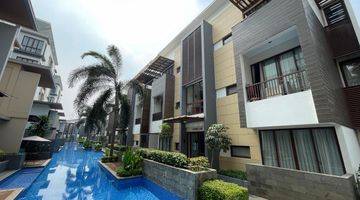 Gambar 3 Rumah Asatti Vanya Park Furnished Kolam Renang Bsd City