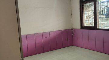 Gambar 5 Rumah Taman Holis Indah Mainroad  Furnished Bagus