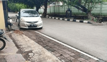 Gambar 5 DIJUAL RUKO MURAH, HADAP TIMUR SIAP PAKAI.LOKASI STRATEGIS DEKAT JALAN RAYA DI JL BIRU LAUT TIMUR - KELAPA GADING