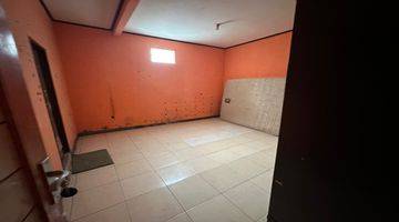 Gambar 4 Dijual Rumah 4 Kamar Dijalan Cemara, Dekat PVJ