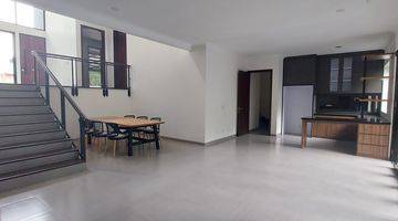 Gambar 3 Dijual Rumah Mewah Split Level di Bsd City