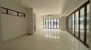 Gambar 4 Dijual Rumah Hoek 2 Lantai Di Discovery Bintaro