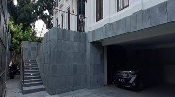 Gambar 1 BRAND NEW HOUSE KEMANG MODERN CLASSIC DESIGN