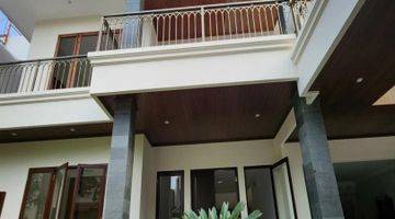 Gambar 2 For Sale  Brand  House ( Renovated) Dlm Ekslusive Town House Di Belakang Penvile Pejaten 