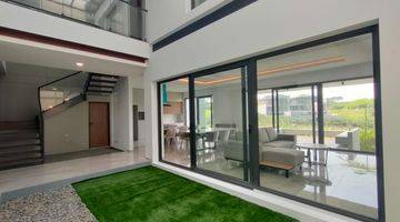 Gambar 3 Lakeside Vista Modern Luxury Tropical House Kbp