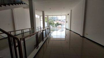 Gambar 2 Di Jual Ruko S. Parman Office Park No 5C Semarang 