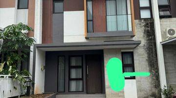 Gambar 1 Dijual Cepat Rumah 2 Lantai di Serpong Bsd City