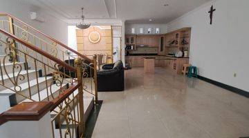 Gambar 2 Rumah Cakep Sunter Bisma 187m² Furnish