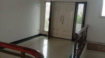 Gambar 2 Rumah 2lantai full furnish mulyosari surabaya timur