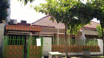 Gambar 1 Dijual Rumah Manyar Tirtoyoso Selatan Petra Sby