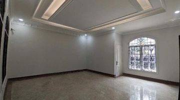 Gambar 3 Rumah Mewah Menteng 985m2 2,5 Lantai Ada Swimming Pool