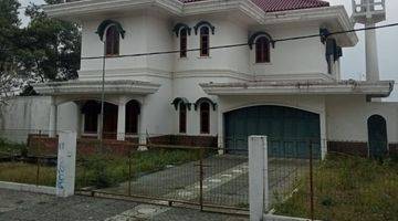 Gambar 2 Rumah mewah siap huni di lembang bandung