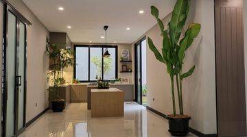 Gambar 3 Rumah Newly Renovated Design Industrialis Dalam Cluster di Bsd 