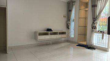 Gambar 4 Rumah 2 Lantai Bagus Semi Furnished di Bsd Eminent Vivacia