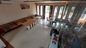 Gambar 4 Rumah Mewah, 3 Lantai, Furnished Shm, Kebayoran Residence Bintaro