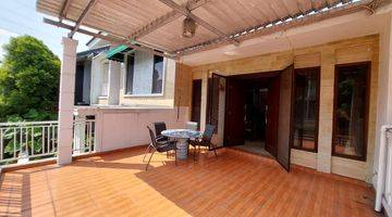 Gambar 5 Rumah Mewah, 3 Lantai, Furnished Shm, Kebayoran Residence Bintaro