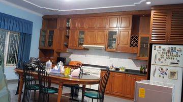 Gambar 5 Rumah 2 Lantai Bagus Furnished Sertifikat Hak Milik di Moch Toha, Bandung