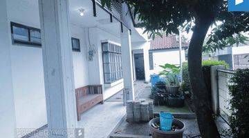 Gambar 5 Rumah Hook 2 Lantai Eks Kantor Sayap Bkr Bandung SHM Harga Njop