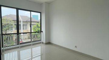 Gambar 1 Dijual Rumah Siap Hubi Illustria Eminent Bsd City