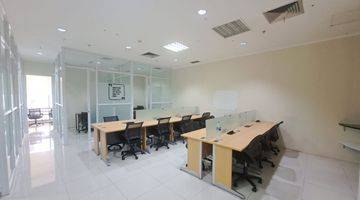 Gambar 2 Sewa Kantor Soho Capital Central Park Full Furnish 136 M2 Hrg Nego