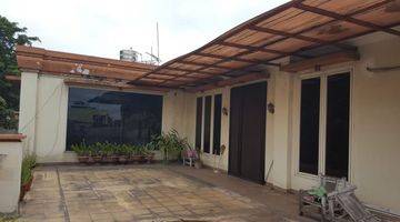 Gambar 3 Dijual Rumah 2 Lantai Semi Furnished di Pusat Kota Bekasi