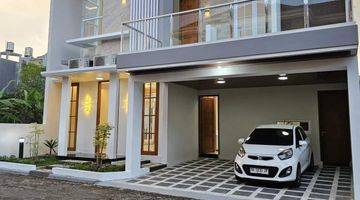 Gambar 2 RUMAH PREMIUM MEWAH DENGAN PRIVATE POOL DALAM PERUM ELIT JL KALIURANG DEKAT UGM