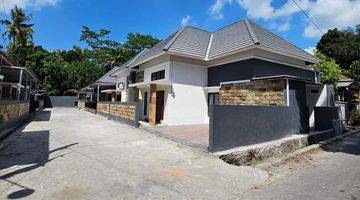 Gambar 2 RUMAH BESAR HOOK HARGA MIRING CLUSTER DEKAT PASAR JANGKANG