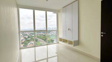 Gambar 4 Jual Rugi Apartment Lexington 2 BR Private Lift Baru 