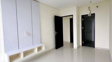 Gambar 1 Jual Rugi Apartment Lexington 2 BR Private Lift Baru 