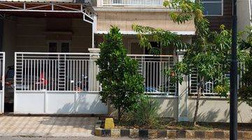 Gambar 1 Rumah Bagus Furnished SHM di Wiguna, Surabaya