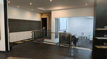 Gambar 3 Dijual Showroom + Office di Meruya Jakarta Barat