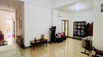 Gambar 5 For Rent! Rumah Mewah Nan Cantik Kawasan Kemang, Jakarta Selatan. Ada Pool, 5 Menit Ke Lippo Mall Kemang