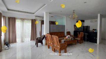 Gambar 1 Termurah Rumah Daan Mogot Casa Jardin 11x15 Hoek 3 Lantai Furnish