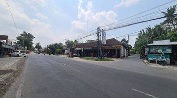 Gambar 2 Pinggir Aspal Tanah 200m Jl.imogiri Timur Km 9 Sewon Bantul