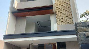 Gambar 1 New House Residen Kemang 