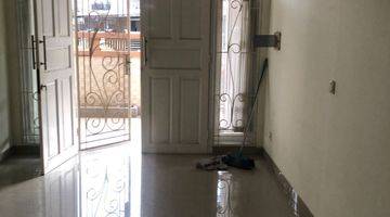 Gambar 1 Dijual Cepat Rumah Daan Mogot Baru..uk.8 X 18./ 2½ Lantai..shm ..harga..2.9m Nego 