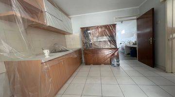 Gambar 5 Sewa Rumah Pejaten 24Jam Security, 5 Mnt Kemang, Tol Simatupang MM051 Semi Furnished