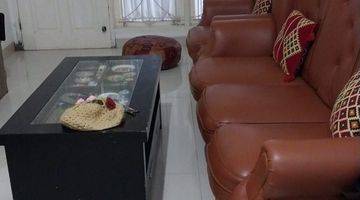 Gambar 2 Dijual Rumah Rapi 2 Lantai Di Kencana Loka BSD ~ KL006